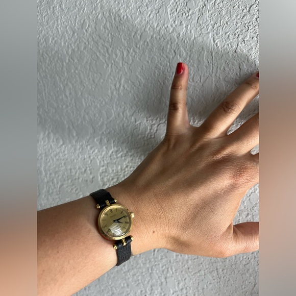 Gucci stacked Sherry line, dome type acrylic window! From 80’s - Picture 4 of 12